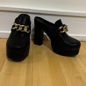 Chain Platform Heel Mule